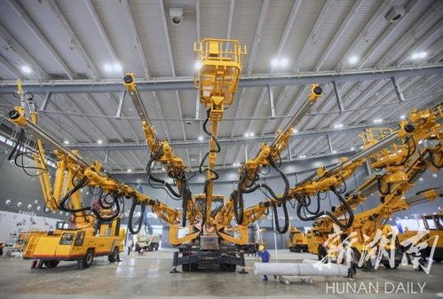 鋼臂直指云天——2021長(zhǎng)沙國際工程機(jī)械展開幕首日見聞